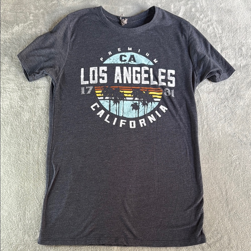 Los Angeles Graphic T-Shirt - Black - Picture 2 of 5